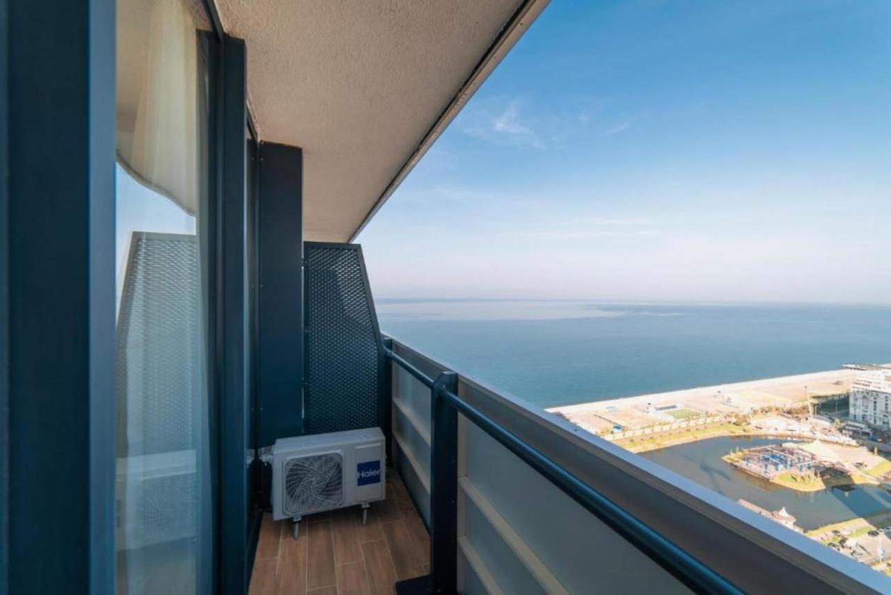 Orbi Twin Towers Aparthotel With Sea View Batumi Exterior foto