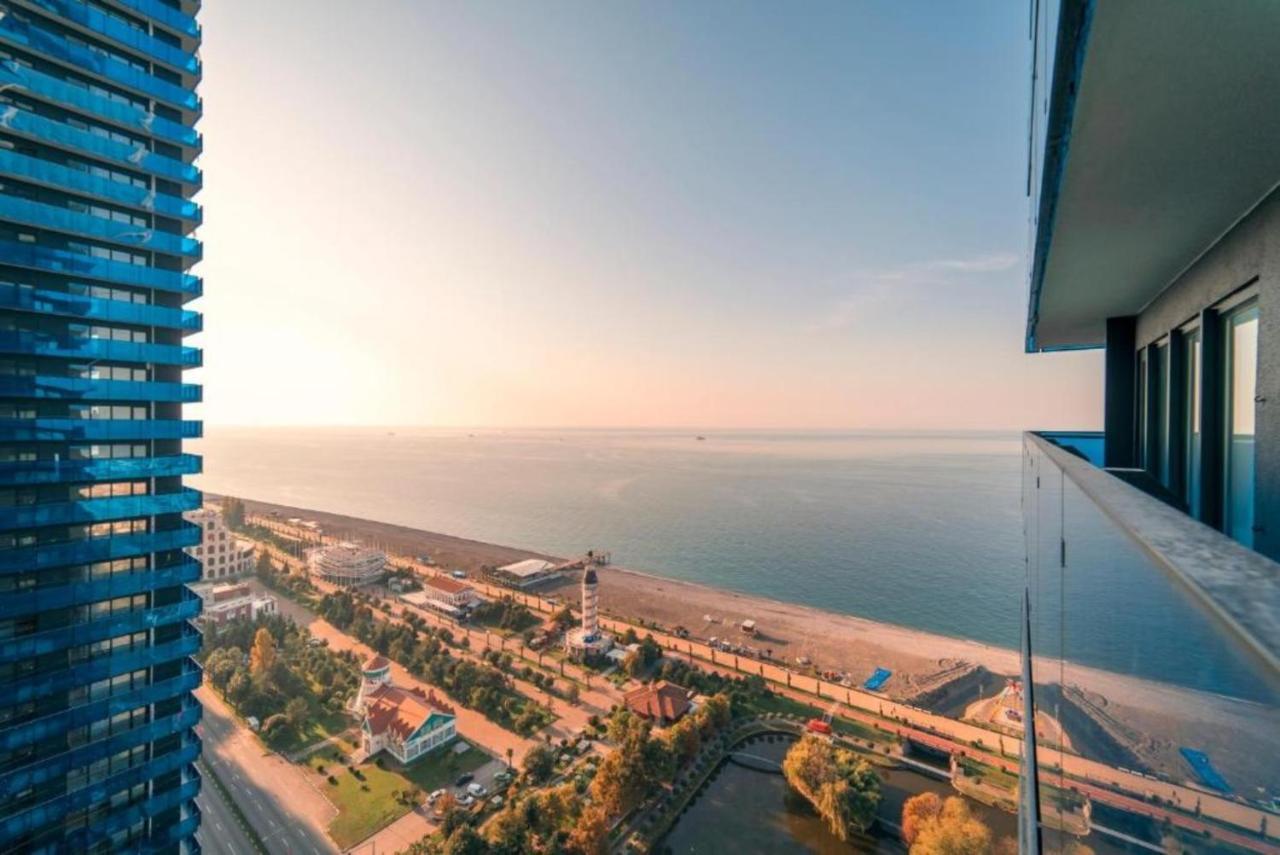 Orbi Twin Towers Aparthotel With Sea View Batumi Exterior foto